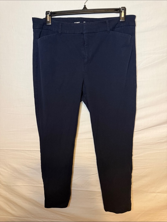 Old Navy Pants - Old Navy Pixie High-Rise Pants in Navy